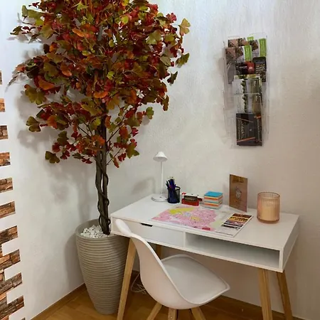 아파트 Best-preis Rathausblick 2 - Zentrale Lage In - 2 Personen - Einzelzimmer - Vollausstattung - Wlan / Prime & Self-check-in *