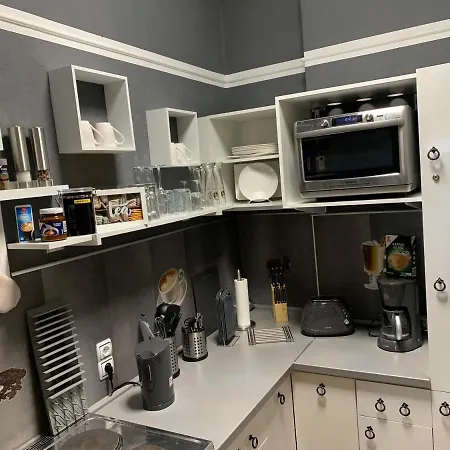 Apartamento Best-preis Rathausblick 2 - Zentrale Lage In - 2 Personen - Einzelzimmer - Vollausstattung - Wlan / Prime & Self-check-in