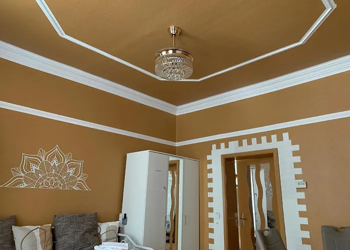 Best-preis Rathausblick 2 - Zentrale Lage In - 2 Personen - Einzelzimmer - Vollausstattung - Wlan / Prime & Self-check-in Wittenberge