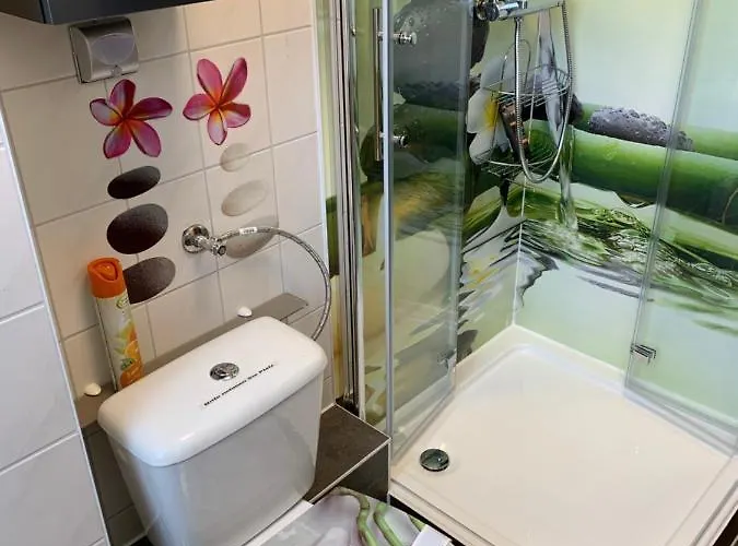 Best-preis Rathausblick 2 - Zentrale Lage In - 2 Personen - Einzelzimmer - Vollausstattung - Wlan / Prime & Self-check-in Wittenberge