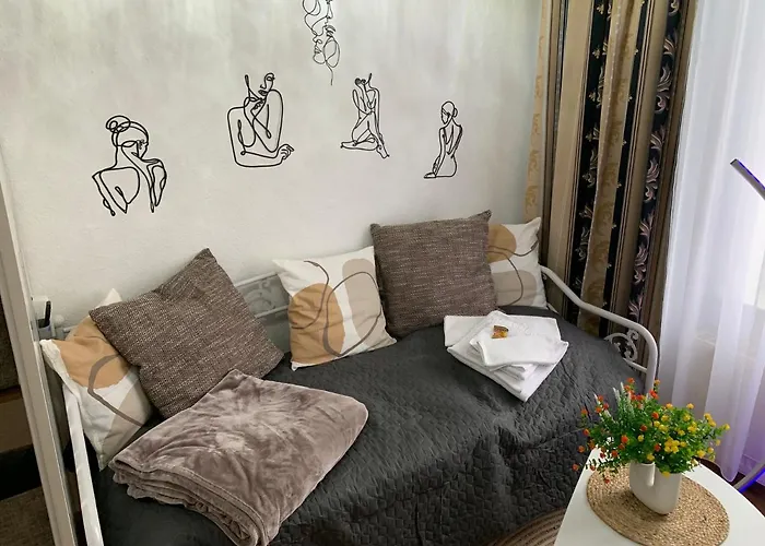 Best-preis Rathausblick 2 - Zentrale Lage In - 2 Personen - Einzelzimmer - Vollausstattung - Wlan / Prime & Self-check-in *